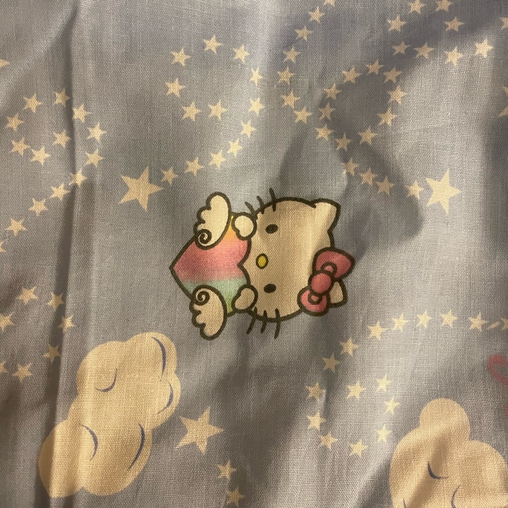 Hello Kitty Window Valance - Picture 2 of 4